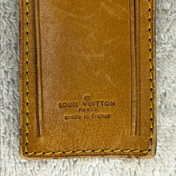 Vintage Louis Vuitton Luggage Tag and Poignier in Vachetta Leather (14E) - Picture 4 of 7